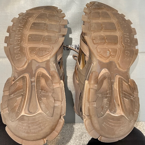 Balenciaga Track 2 Sneaker Size 8 Beautiful metallic Brown color w/ box & bags - Picture 9 of 10